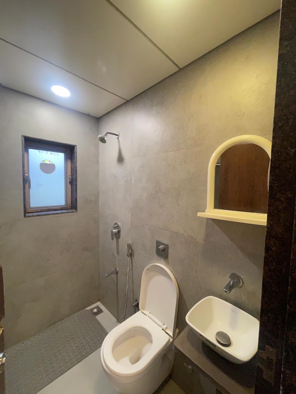 2-Sharing AC Room