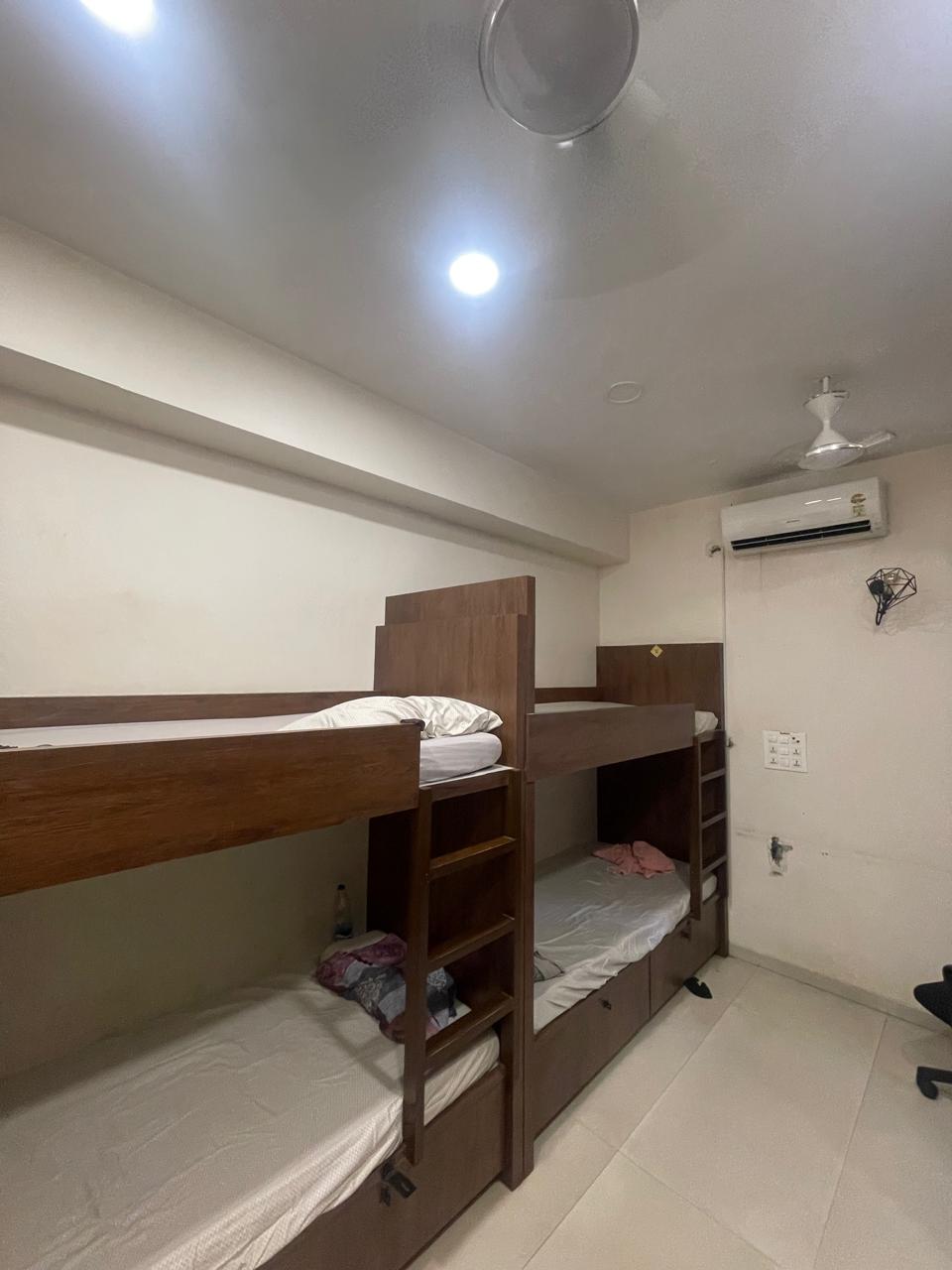 6-Sharing Bunk Bed AC Room